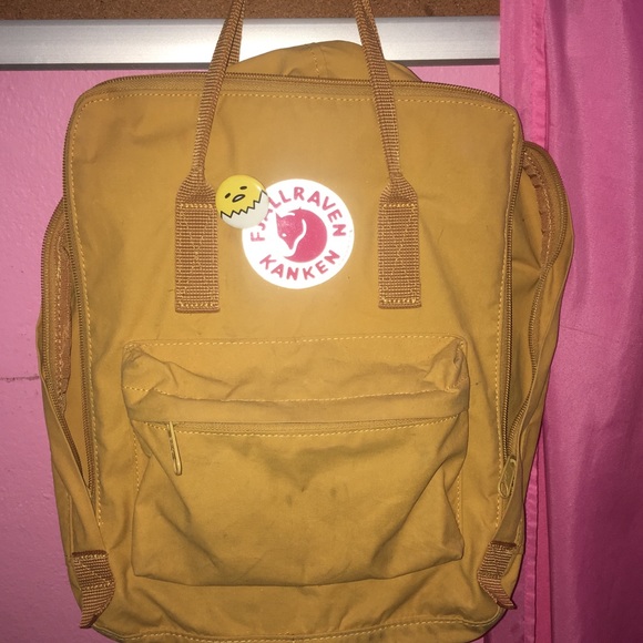 how to clean dirty kanken backpack